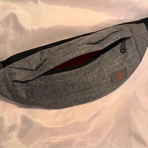Tinyat Small Gray Fanny Pack Excellent Unused Condition